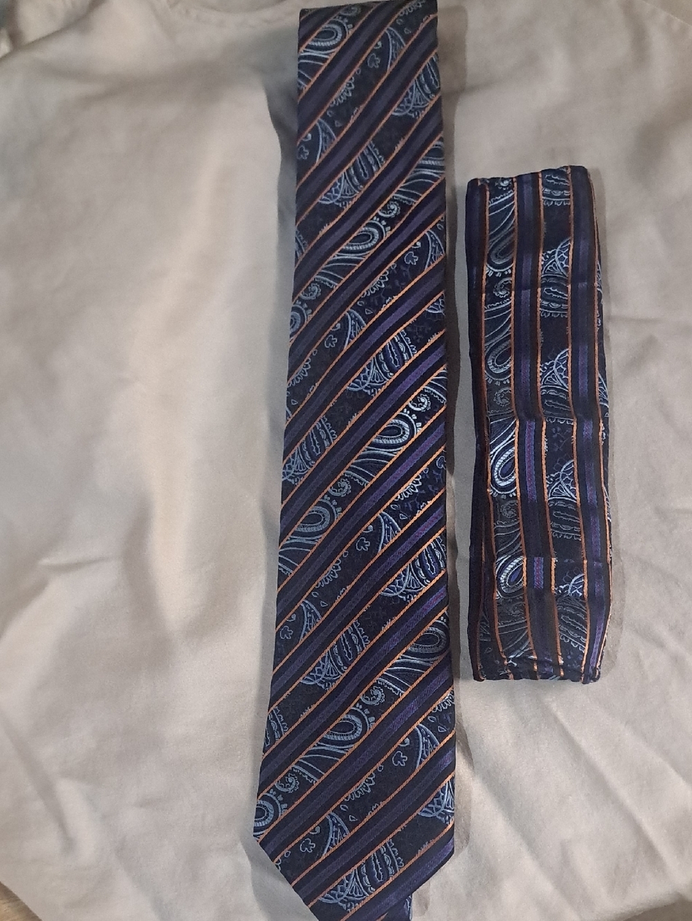 GIANFRANCO  ITALY Stylish Striped Tie -Muti-color Blue , Black , Orange and Grey - Picture 3 of 6
